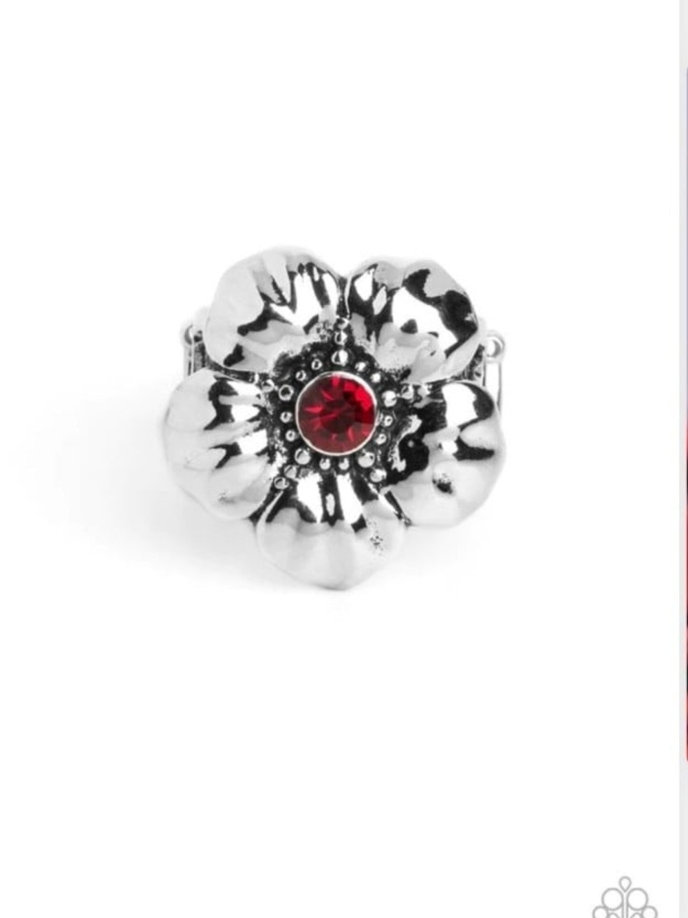 Bloom Bloom Pow Paparazzi Silver Floral Brooch with Pink Center Crystal